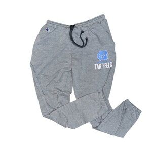 North Carolina Tar Heels Men’s Sweatpants
Size- Large​